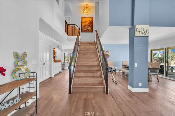 1716 Greenview AVE, Corona, CA 92878