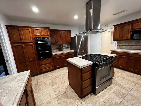 5871 Fullerton AVE, Buena Park, CA 90621