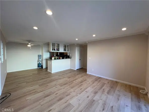 2521 W Sunflower AVE #H11, Santa Ana, CA 92704