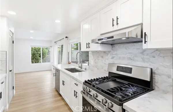17331 Barnhill Ave, Cerritos, CA 90703-2746