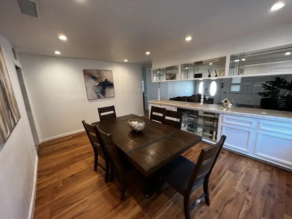 5871 Fullerton Ave, Buena Park, CA 90621-2027