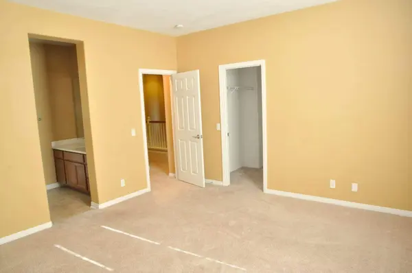 6221 Arcadia St, Eastvale, CA 92880-4003