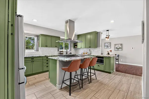 1868 S Alkire CT, Lakewood, CO 80228