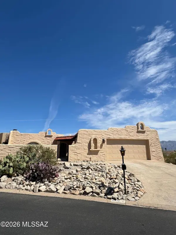 2328 W Tucana St, Tucson, AZ 85745