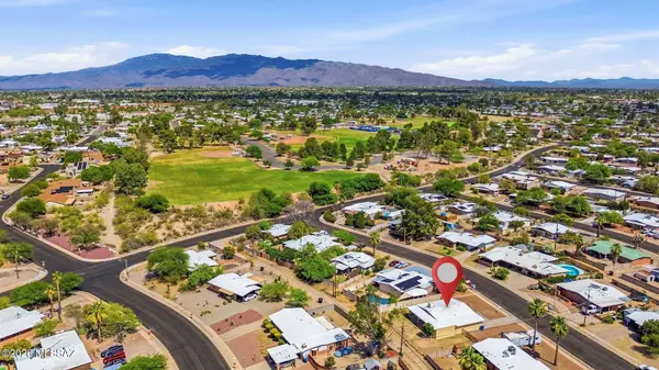 8041 E Julia St, Tucson, AZ 85710