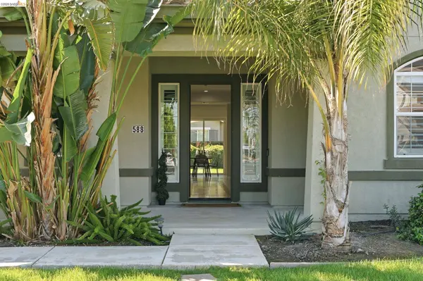 588 Big Basin Dr, Brentwood, CA 94513