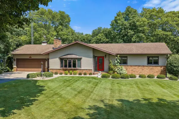 S2970 Golf Course Road, Reedsburg, WI 53959