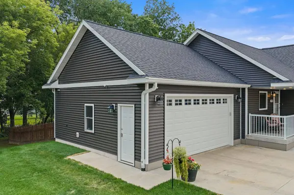 1002 Hay Creek Trail, Reedsburg, WI 53959