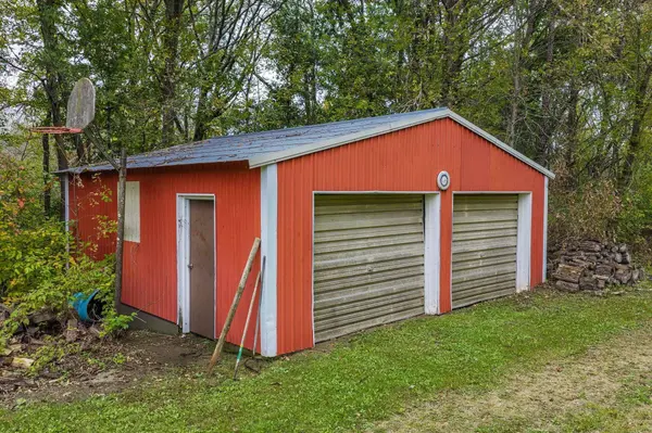 W9449 State Rd. 33, Wonewoc, WI 53968