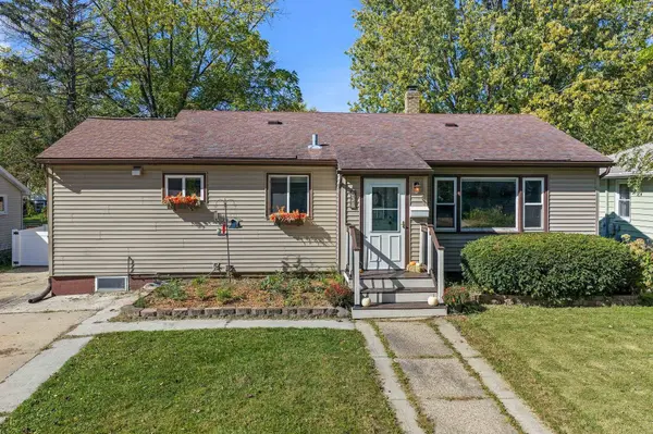 538 Ellinwood Avenue, Reedsburg, WI 53959