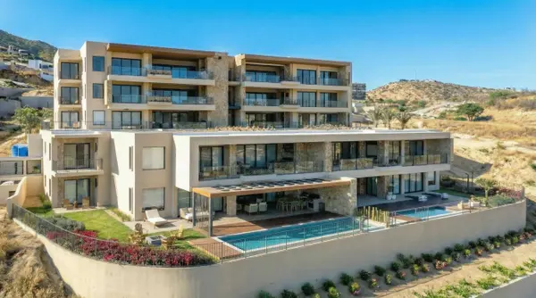 Alvar at Quivira, Pacific,