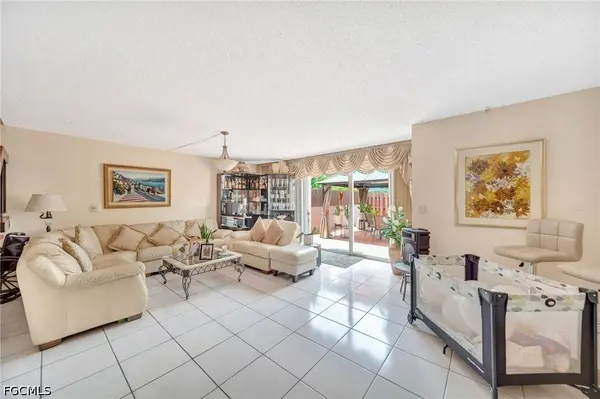 14154 Kendale Lakes CIR, Miami, FL 33183