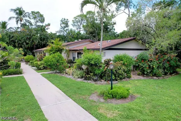 1001 Pine Isle LN #1001