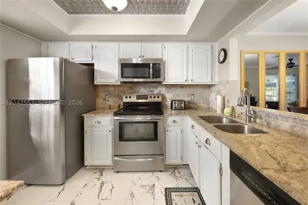 1001 Pine Isle Ln #1001, Naples, FL 34112