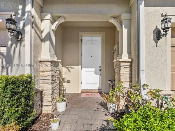 3953 Black Olive Ln #3953, Hollywood, FL 33021