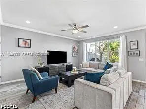 3953 Black Olive LN, Hollywood, FL 33021