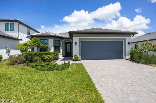 10383 Maddox LN, Bonita Springs, FL 34135