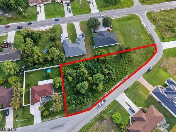 4777/4779 22nd ST SW, Lehigh Acres, FL 33973