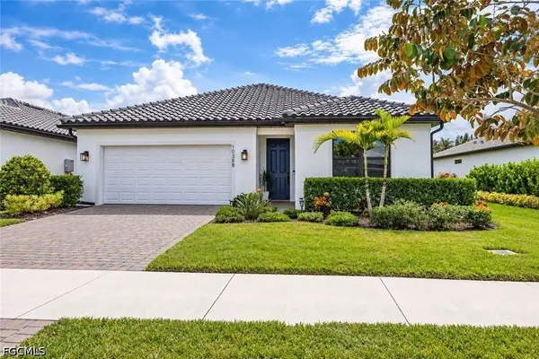 10388 Maddox LN, Bonita Springs, FL 34135