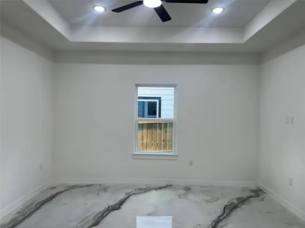 16740 E IVANHOE, Montgomery, TX 77316