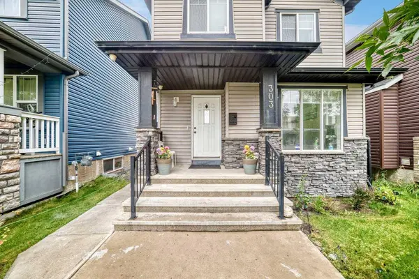 303 Saddlebrook CIR NE, Calgary, AB T3J 0K1