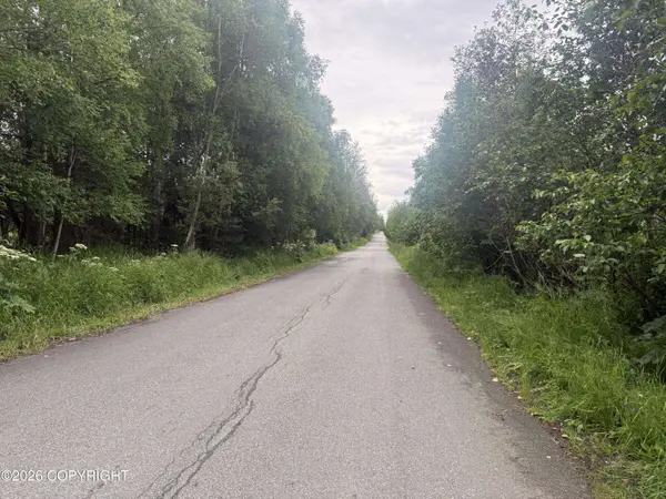 L10 B1 Gander, Anchorage, AK 99516