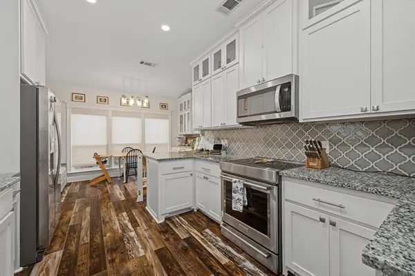 32804 Faulkner Dr, Denham Springs, LA 70706
