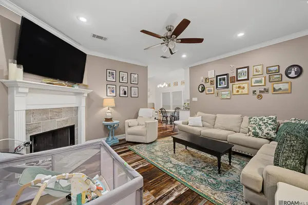 32804 Faulkner Dr, Denham Springs, LA 70706