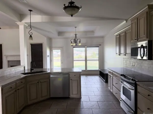 10144 Garden Oaks Ave, Denham Springs, LA 70706