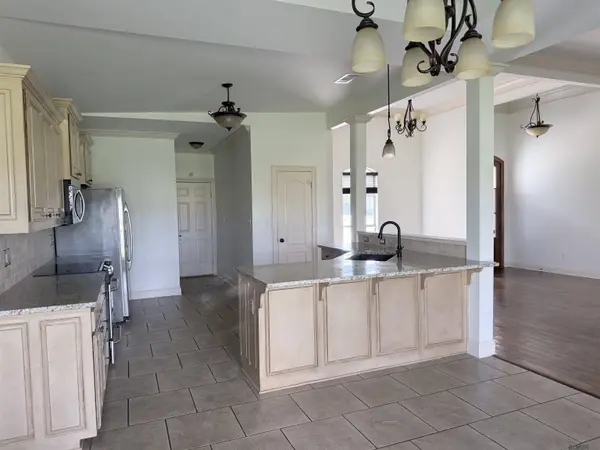 10144 Garden Oaks Ave, Denham Springs, LA 70706
