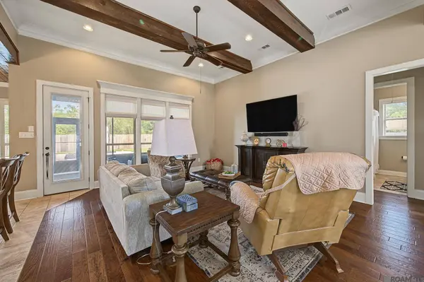 39549 Lakota Ln, Denham Springs, LA 70706