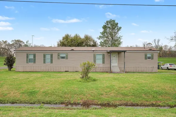 107 Tristen Ln, Krotz Springs, LA 70750-1101