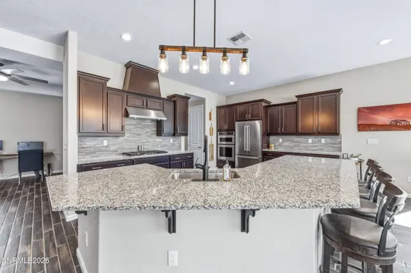 9831 Dyevera LN, Reno, NV 89521