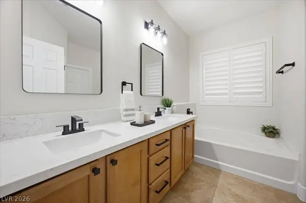 6737 Scavenger Hunt ST, North Las Vegas, NV 89084