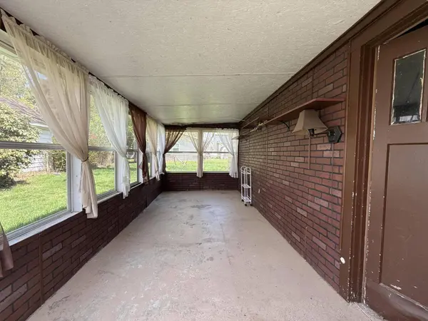 615 Orange Street, Jackson, MI 49202