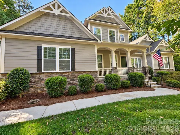 1533 Springfield DR