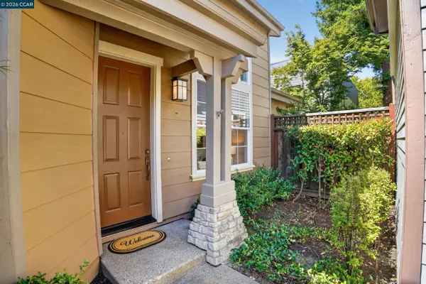1023 River Rock Ln, Danville, CA 94526
