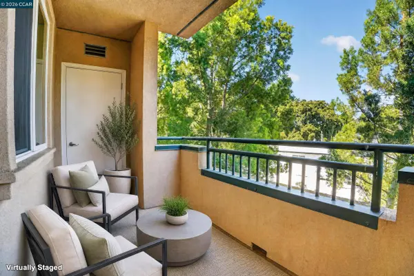1310 Creekside Dr #206, Walnut Creek, CA 94596
