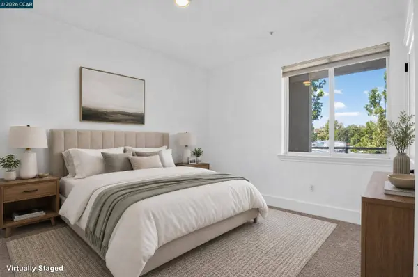 1310 Creekside Dr #206, Walnut Creek, CA 94596