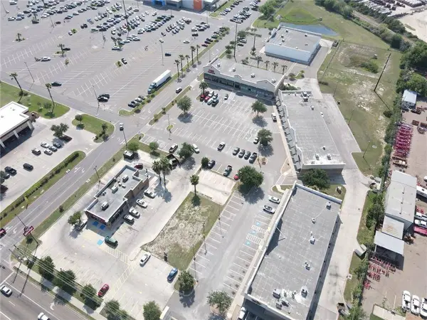 3931 S Mccoll RD, Edinburg, TX 78539