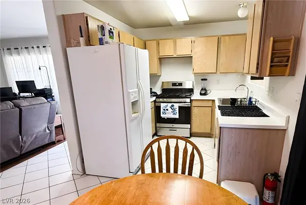694 Anne LN #694, Henderson, NV 89015