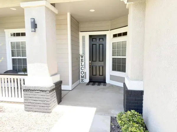 2219 Autumn Moon WAY, Turlock, CA 95382
