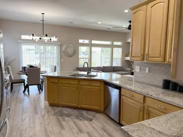 2219 Autumn Moon WAY, Turlock, CA 95382