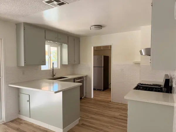 2413 Murray ST, Turlock, CA 95382