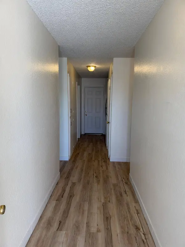 2413 Murray ST, Turlock, CA 95382