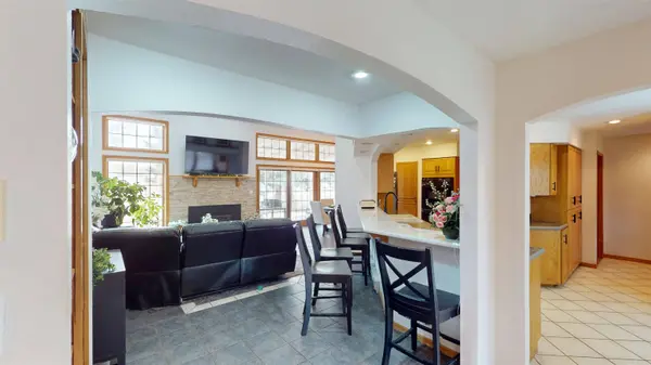 6659 Riverview Rd, Riverton, WY 82501