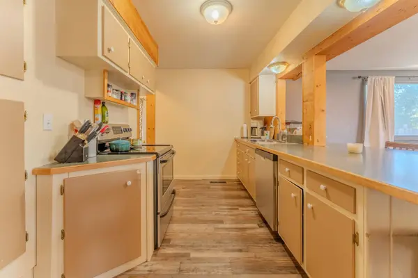 975 Dabich Avenue, Lander, WY 82520