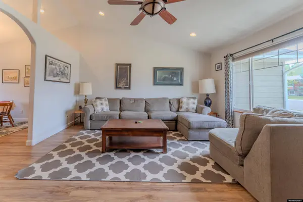 209 Vista Circle, Lander, WY 82520
