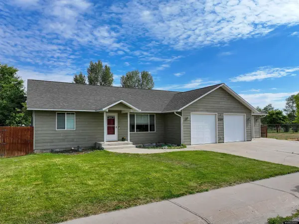 209 Vista Circle, Lander, WY 82520