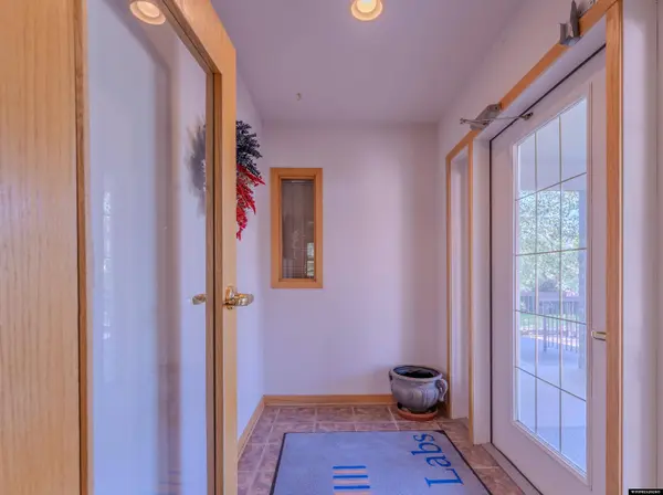 890 N 2nd, Lander, WY 82520